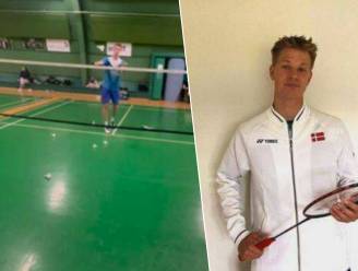 KIJK. De nieuwe service in het badminton die zó goed is, dat hij verboden is: “Ik vind mijn idee geweldig”