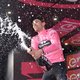Dumoulin verstevigt leiderspositie in Giro, 'underdog af'