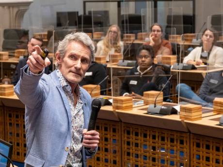 Károly Illy volgt na zeventien jaar Michael Rutgers op als directeur van het Longfonds