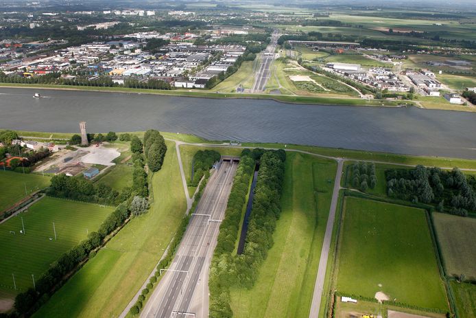 Kiltunnel luchtfoto