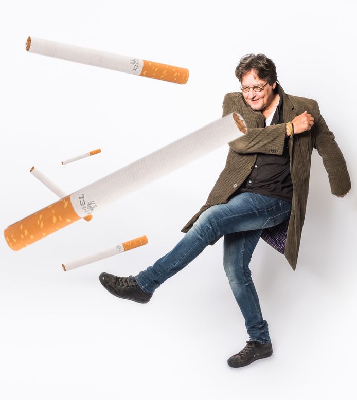 Kees stopt deze maand met roken.
