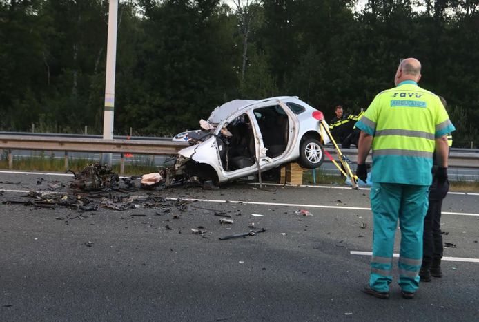 Hoe De Nachtdienst Van Politieman Leo Door Een Spookrijder Uit Almelo Eindigde In Een Nachtmerrie Binnenland Tubantia Nl