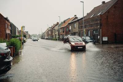 Tijdelijk code oranje voor onweer in Oost- en West-Vlaanderen: 