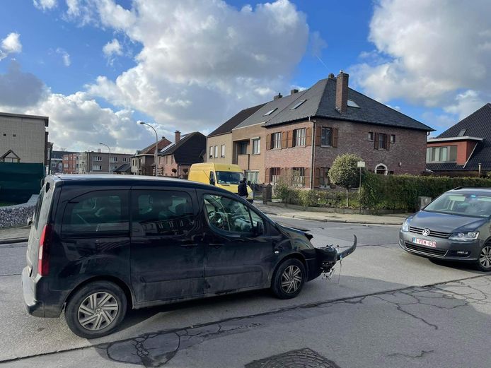 Het ongeval zorgde voor heel wat schade.