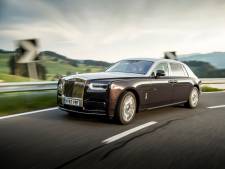 Rolls-Royce Phantom rijdt als een vliegend tapijt