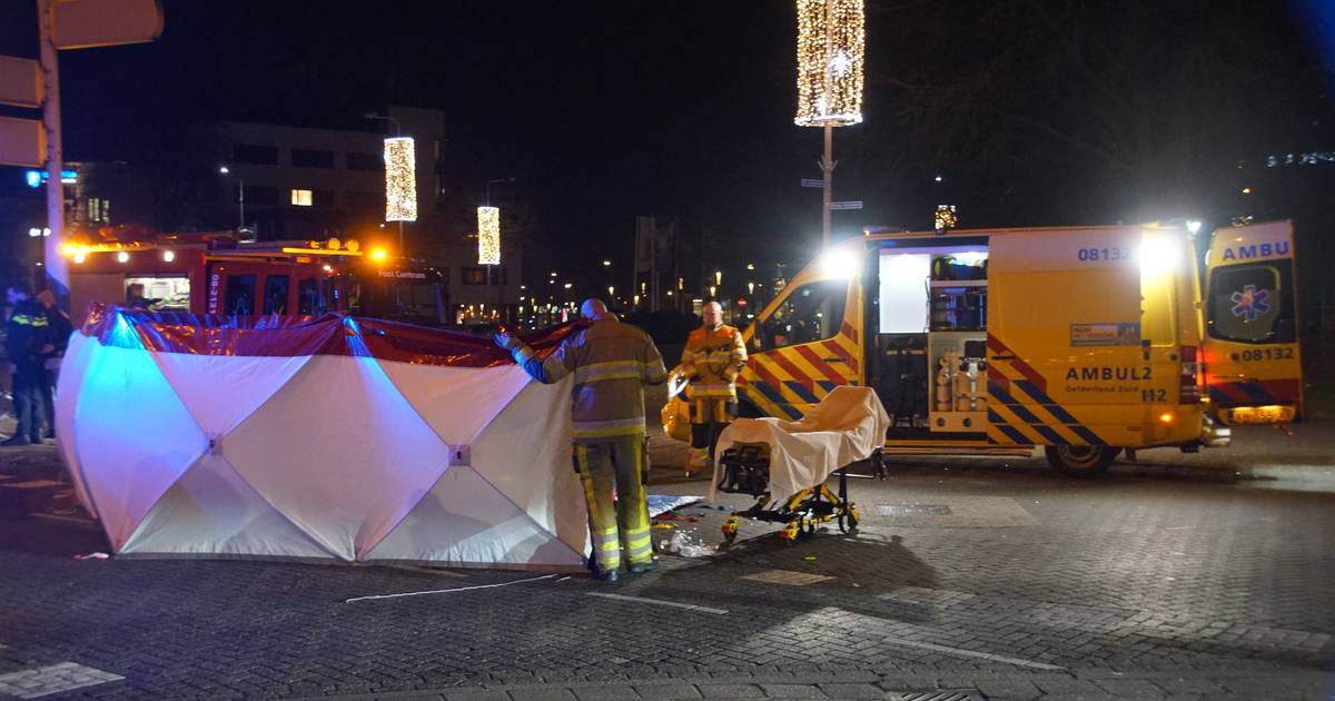 Zwaargewonde door aanrijding op Keizer Karelplein in Nijmegen.