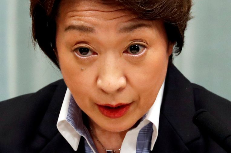Seiko Hashimoto vormt een groot contrast met haar voorganger. Beeld Reuters