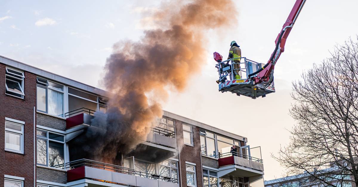 Weer politie aan de deur: brand in Tilburgse seniorenflat is dieptepunt van reeks incidenten.