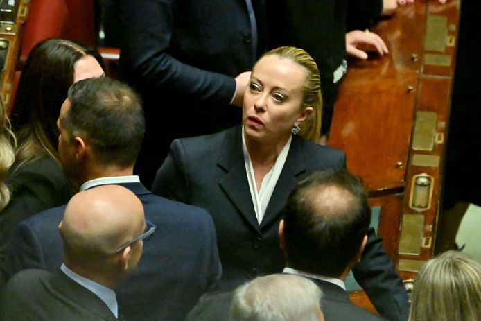 Giorgia Meloni donderdag tijdens de eerste parlementszitting.
