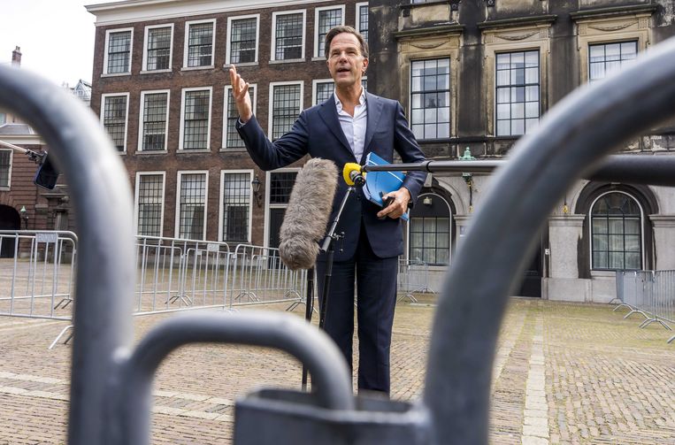 Rutte: ‘Het spijt mij verschrikkelijk dat we zo weinig kunnen zeggen over de formatie’