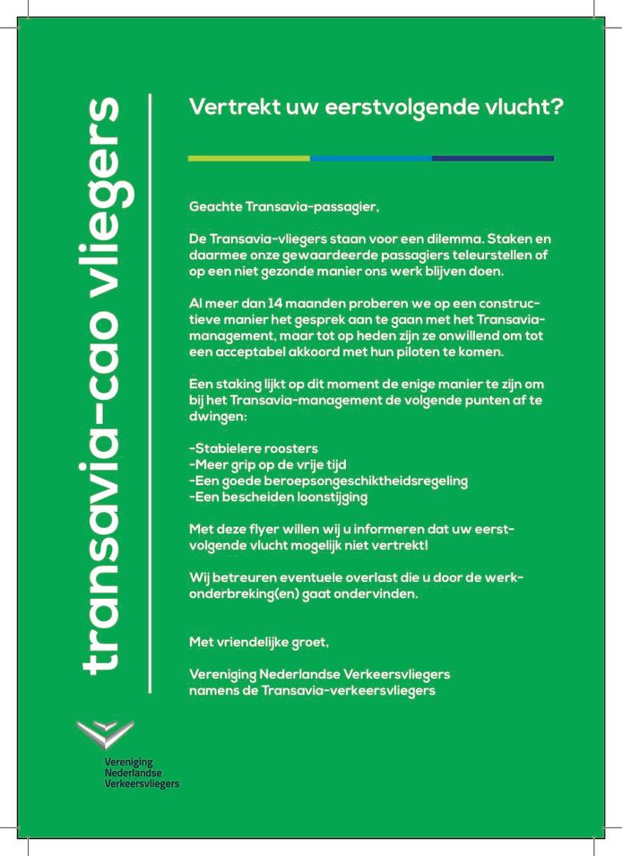De VNV deelde vandaag flyers uit op Eindhoven Airport, Schiphol en Rotterdam/The Hague.