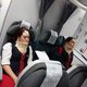 "Een wonder dat we nog leven": gewonde stewardessen in nekbrace na hevige turbulentie
