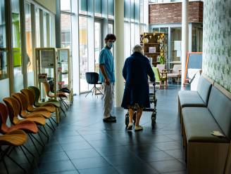 Vlaamse regering maakt 577 miljoen euro extra vrij voor personeel zorgsector
