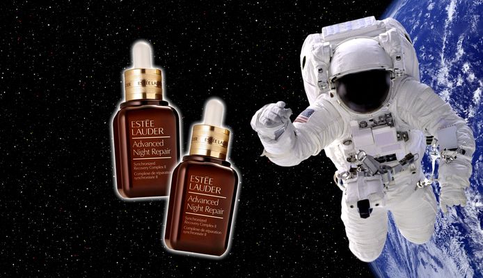 Estée Lauder maakt reclamespotje in de ruimte.