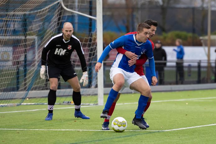 Het is knuffelen geblazen in het strafschopgebied van Hulzense Boys. WVF kwam op eigen veld niet in het stuk voor.
