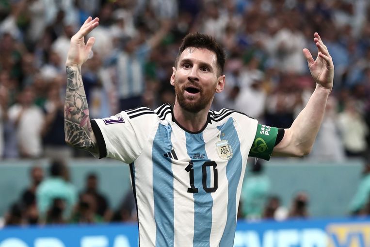 Lionel Messi na zijn goal tegen Mexico. Beeld Photo News