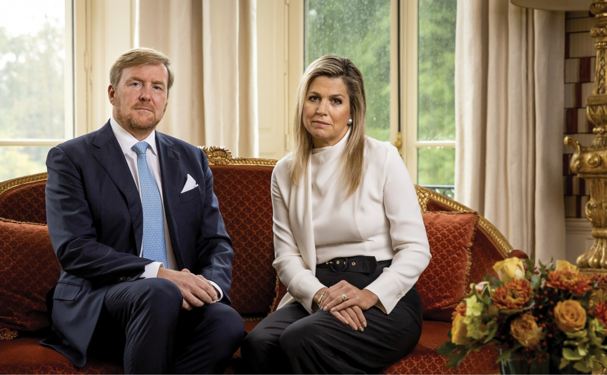 ‘WillemAlexander had met zijn stomme kop moeten beseffen dat zo’n snoepreisje een mep in het
