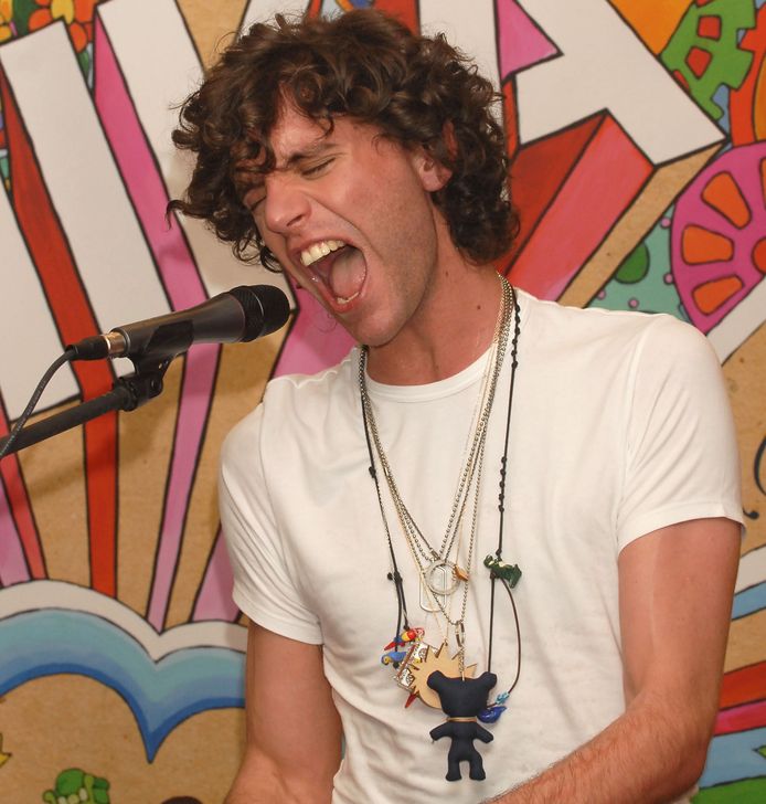 Mika in 2007.