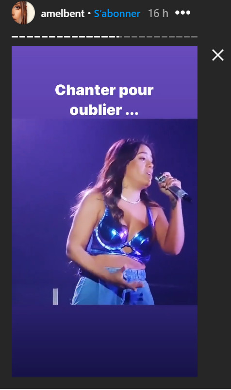 Amel Bent lors d'un ancien concert