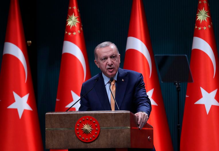 Het beledigen van de president is al sinds 1926 strafbaar in Turkije, maar de meeste klachten zijn de afgelopen zes jaar onder Erdogan ingediend. Beeld AFP