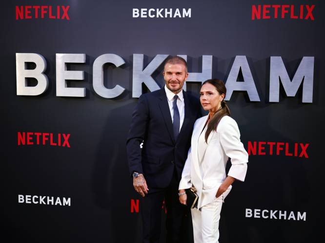 "Hij zou een scheiding aanvragen": David Beckham zag nog nooit de echte wenkbrauwen van vrouw Victoria