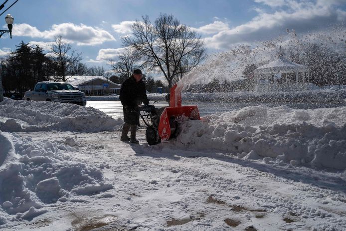 New Hampshire - waar de volgende Republikeinse voorverkiezingen plaatsvinden - kampt ook met een grote sneeuwval.