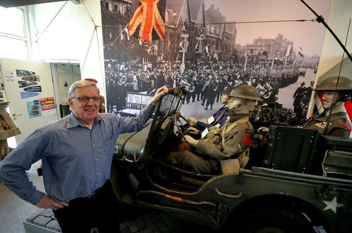 Voorzitter Theo Berndsen van Museum 1940-1945 is niet van plan op te stappen.