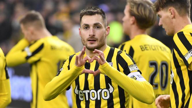 Trots overheerst bij Vitesse na thriller in GelreDome: ‘Er heerste een geweldige voetbalsfeer’