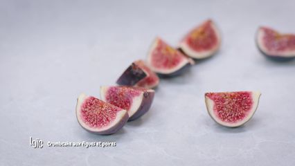 64. Crumbcake aux figues et poires