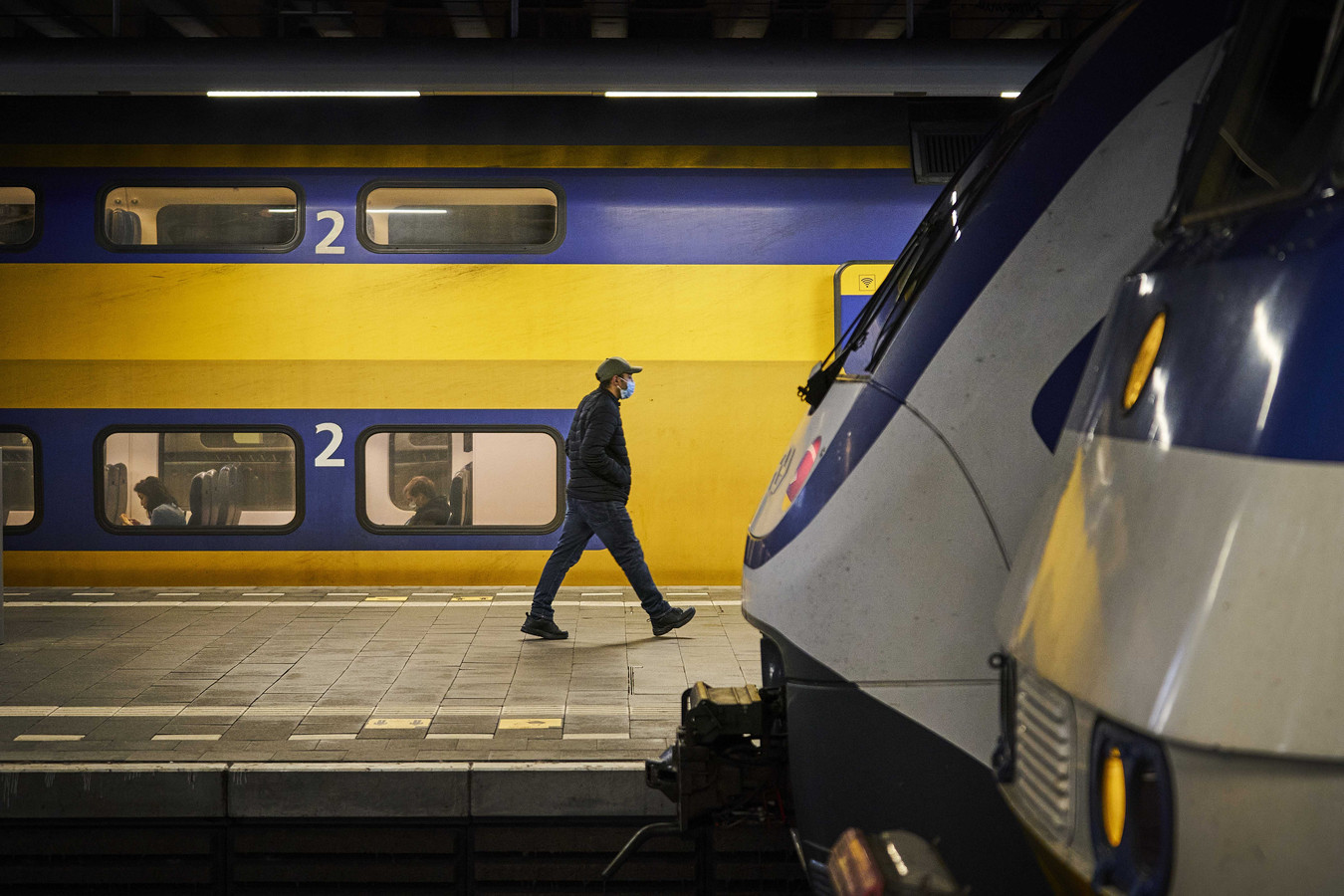 Een vrijwel verlaten Den Haag Centraal. Foto ter illustratie.