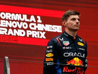 Superieure Max Verstappen wint incidentrijke Grand Prix van China, Norris en Perez mee op het podium
