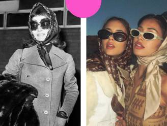 Het seventies-sjaaltje à la Jackie Kennedy is terug: dit zijn 4 manieren om het veelzijdige accessoire te dragen