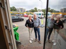 Met het sluiten van de overweg valt na 97 jaar het doek voor Rien en Lisettes winkel: ‘We hadden de 100 graag volgemaakt’
