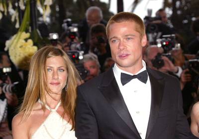 Na de explosieve Instagrampost van zijn zoon: “Brad Pitt vindt steun bij Jennifer Aniston”