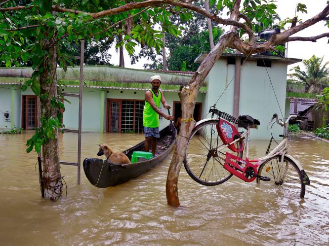 Dodental overstromingen in India loopt op tot 375