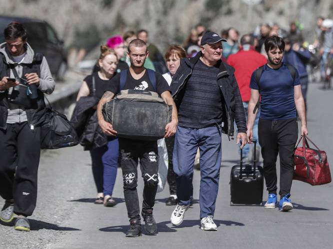 Russen die proberen te vluchten naar Georgië worden opgewacht aan de grens door rekruteringscentrum leger