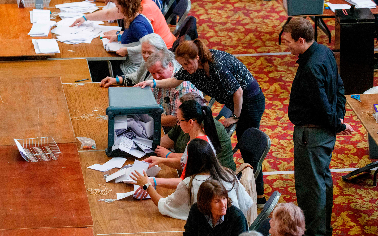 Telling van de stemmen in het Britse Southampton. Beeld AFP