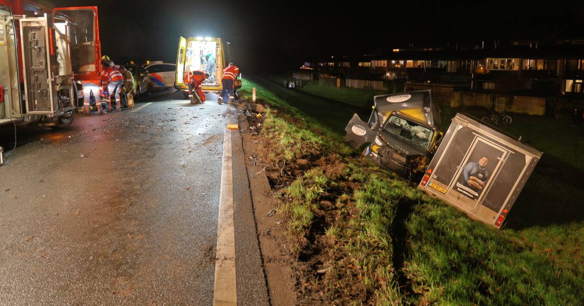 De bakker overleefde de botsing, maar de man in de VW Polo niet: ‘Kon geen kant op’.