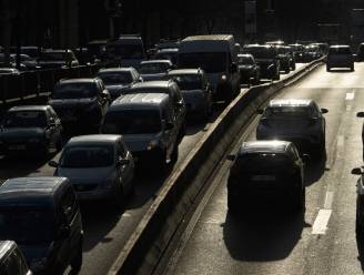 Brussel krijgt slecht mobiliteitsrapport: "Te veel Brusselaars gebruiken voor korte afstanden de auto"