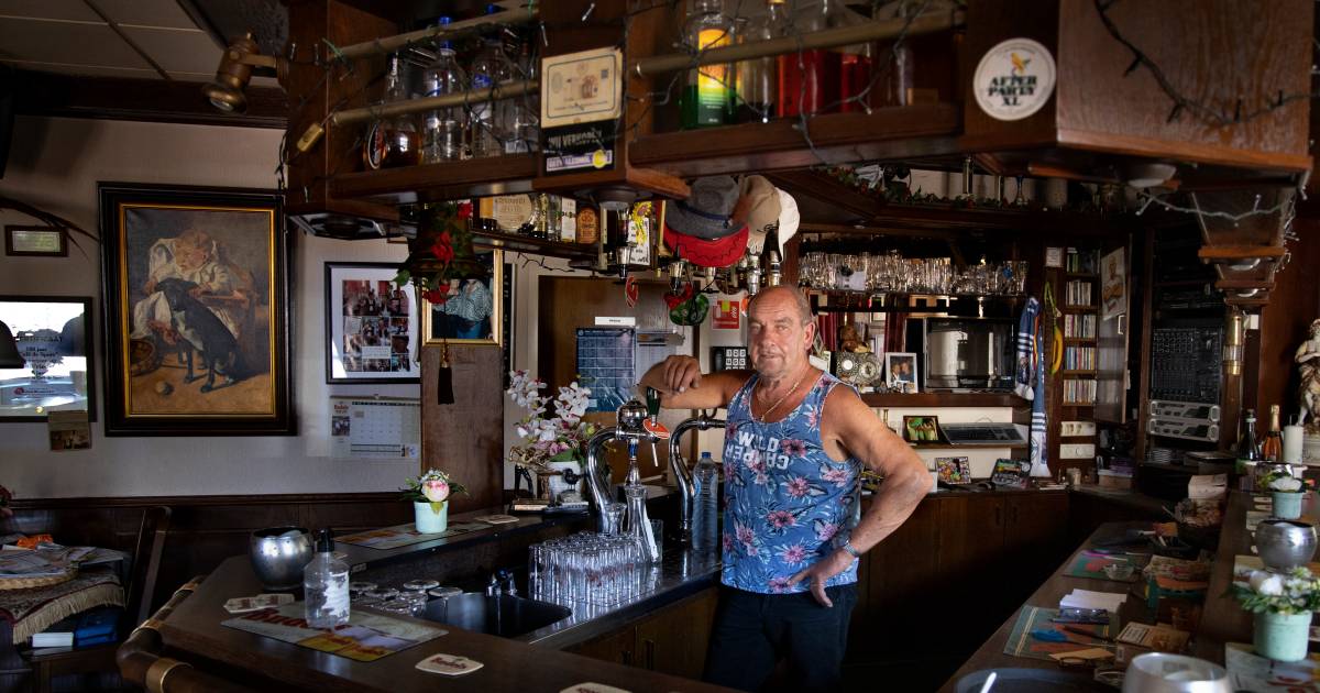 Kroegbaas zijn houdt Jozef (74) uit Budel-Schoot jong - Eindhovens Dagblad