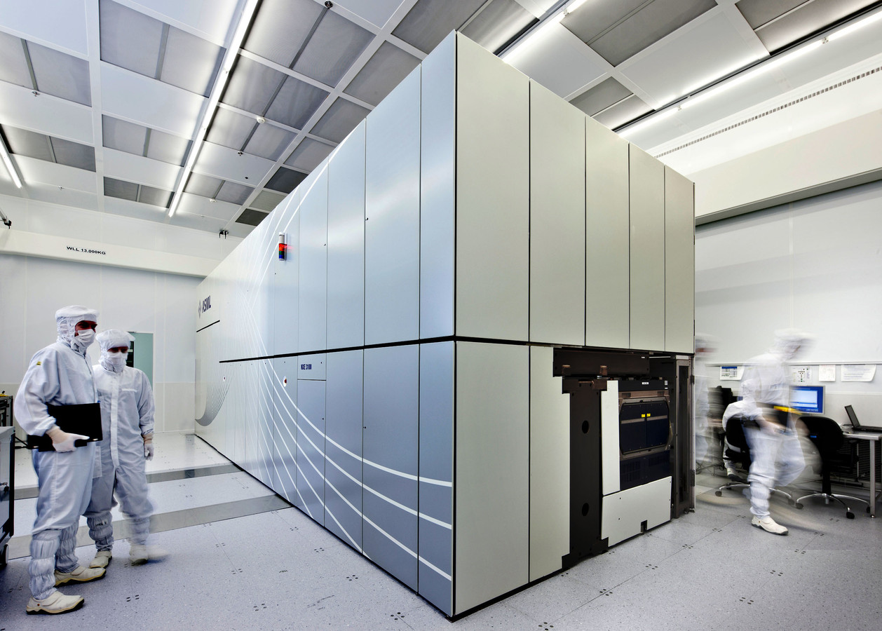 Levering toptechnologie van ASML aan China tijdelijk stopgezet | Foto ...