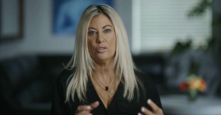 Jennifer Saginor. Ze groeide op in The Playboy Mansion Beeld Youtube