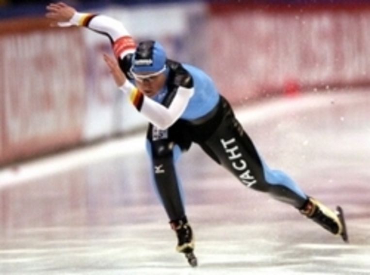 Jenny Wolf schaatst wereldrecord 500 meter De