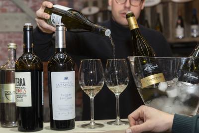 Wijnproeverij-concert in Neerkant