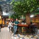 Corona in de horeca: het café kan weer open, maar wie tapt het bier?