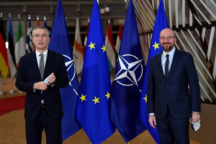 NAVO-secretaris-generaal Jens Stoltenberg en voorzitter van de Europese Raad Charles Michel.