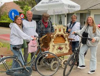 Fietsersbond trakteert fietsers op applaus en muziek