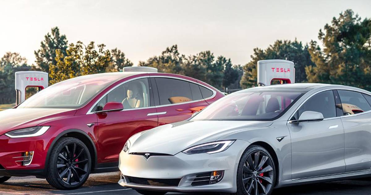 Van 0 tot in 2,5 seconden: Tesla is nu sneller dan Bugatti dankzij 'standje jachtluipaard' | Auto | AD.nl