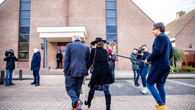 Politieke partijen op Urk willen ‘persvrije corridor’ bij kerkdiensten