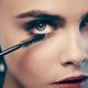 Waarom deze reclame voor mascara van de televisie is gehaald